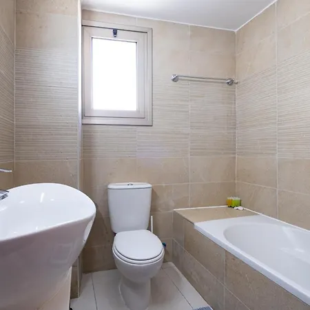 Downtown 2 Bedroom Penthouse 公寓 *